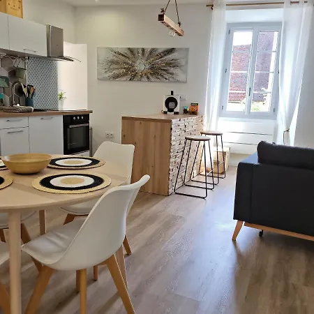 Apartment Aux Portes De L'abbaye *